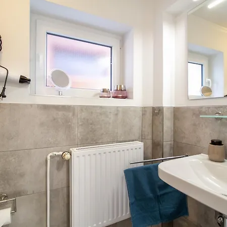 Nautic Lounge - House 1